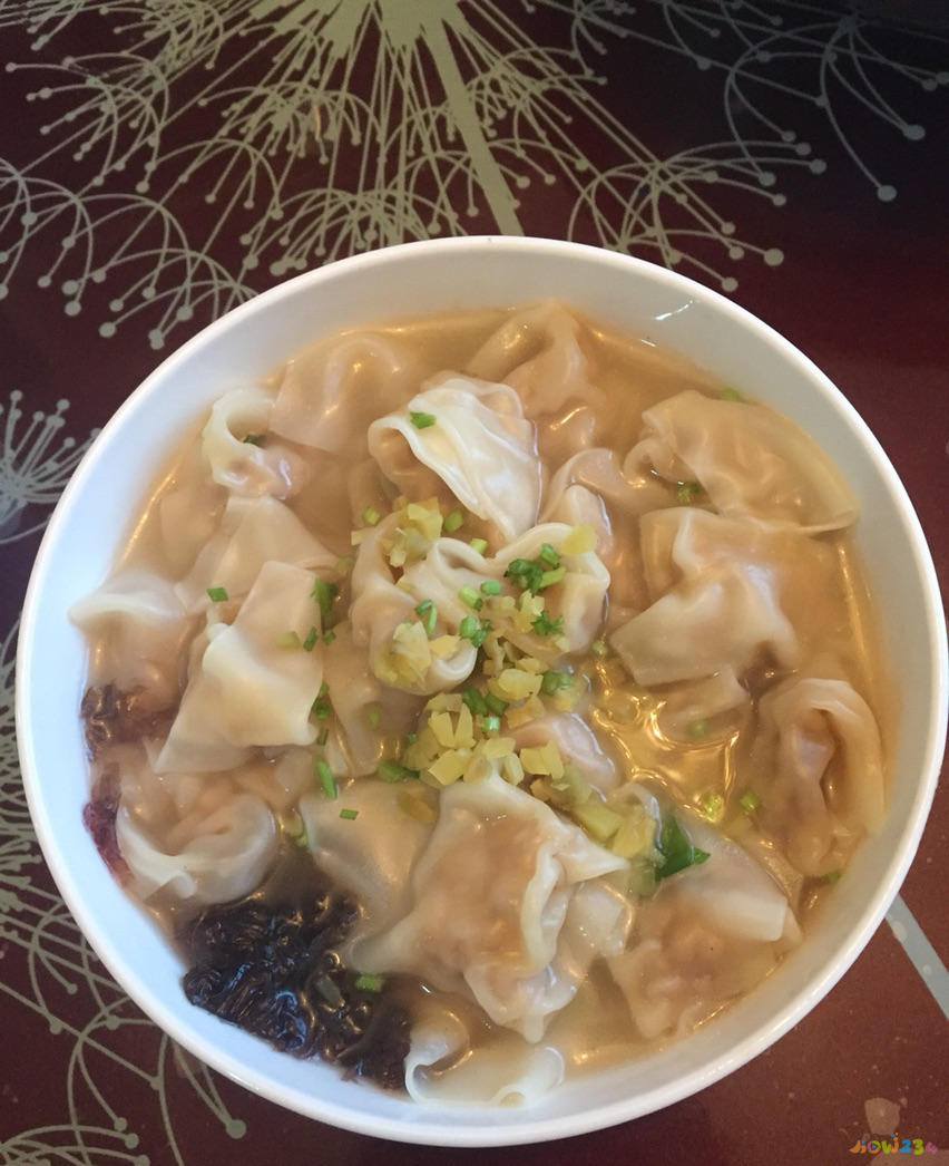 家常餛飩皮的做法_家常餛飩皮做法簡單_家常餛飩皮做法視頻